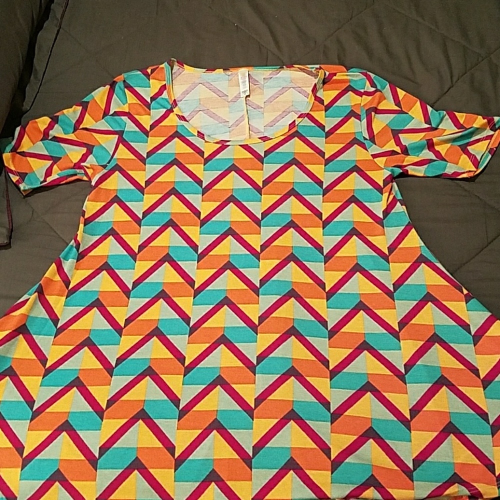 Lularoe Perfect T
